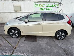 Honda Jazz DAA-GP5 - Image 2