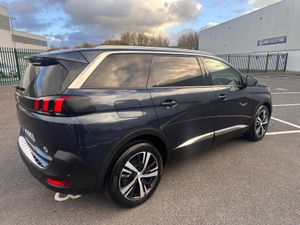 Peugeot 5008 1.6 HDI, ALLURE MODEL, LOW MILEAGE, N - Image 3