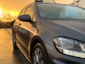 Volkswagen Golf R-LINE 1.6 TDI MANUAL 5SPEED 5DR 1 - Image 2