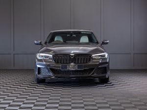 222 BMW 5-Series 530e M-Sport - Image 2