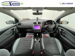 Volkswagen Polo CROS 1.2 TSI Automatic, Reversing - Image 2