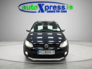 Volkswagen Polo CROS 1.2 TSI Automatic, Reversing - Image 3
