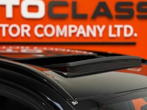 Volvo XC90 RECHARGE T8 R-DESIGN PRO AWD #80 - Image 2