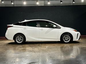 Toyota Prius 1.8L PETROL HYBRID - REVERSE CAMERA - - Image 3