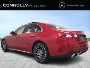 Mercedes-Benz E-Class 300 DE - Premium - Huge Spec - Image 4