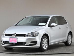Volkswagen Golf 1.2 TSI DSG MK7 Trendline  privac - Image 3