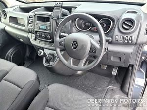 Renault Trafic LL30  DCI  BUS+ Sensors/aircon - Image 4