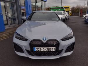 BMW I4 84KWH EDRIVE40 M SPORT **HARMON/KARDON** - Image 4