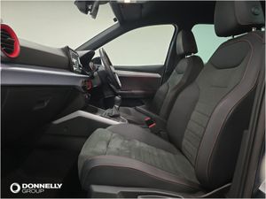 SEAT Arona Hatchback FR Edition - Image 3