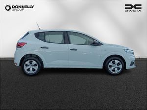 Dacia Sandero Hatchback Essential - Image 3
