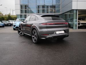 Porsche Cayenne Cayenne Coupe - Image 2