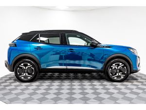 Peugeot 2008 E-GT 50kWh Auto 136HP - Black Roof - Image 2