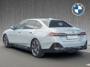 BMW 5 Series 530e M Sport Saloon - Image 3