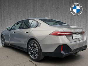 BMW 5 Series 520i M Sport Saloon - Image 3