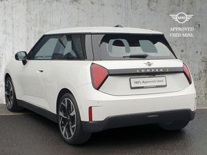 MINI HATCH Cooper SE - Image 3