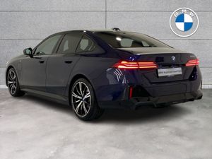 BMW 5 Series 530e M Sport Saloon - Image 3