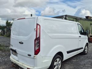 2015 ford costom 2.2 needs work - Image 4