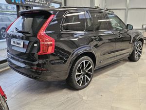 221 VOLVO XC90 ULTIMATE T8 RECHARGE (DARK EDITION) - Image 3