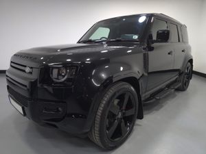 Land Rover Defender 110 3.0 D Hard Top SE D250 - Image 3