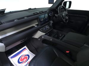 Land Rover Defender 110 3.0 D Hard Top SE D250 - Image 4