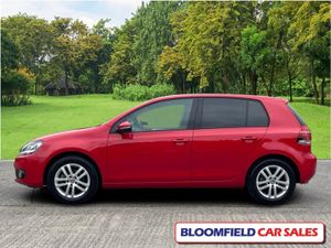 Volkswagen Golf AUTO , 1.2TSI // LOW MILEAGE - Image 4