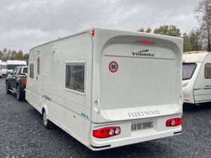 Fleetwood 4 Berth Fixed Single Beds Caravan - Image 2