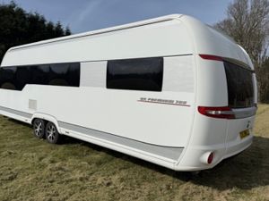 Rare Hobby Premium 700 6Berth Caravan - Image 4