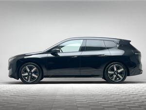 BMW iX 40 M SPORT - Image 4