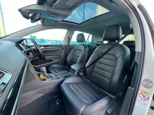 Volkswagen Golf HIGHLINE R-LINE PACK 1.4 TSI AUTO - Image 2