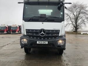 Mercedes Arocs Mixer - Image 2