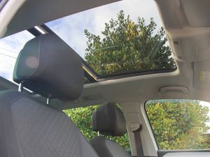 Tiguan * Sunroof * 150 bhp TDi - Image 3