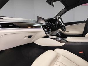 M SPORT G30 DIESEL - Image 2