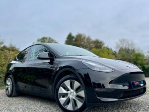 2023 Tesla Model Y Long-Range Dual Motor AWD - Image 2