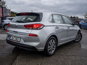 182 Hyundai i30 1.0/FSH/High spec/1yr warranty - Image 2