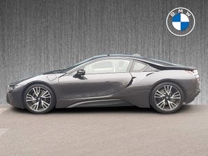 BMW i8 Coupe - Image 4