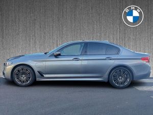BMW 5 Series 530e M Sport Iperformance Saloon - Image 4