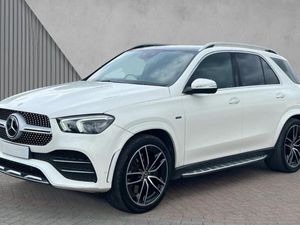 212 Mercedes GLE Premium Plus - Image 4
