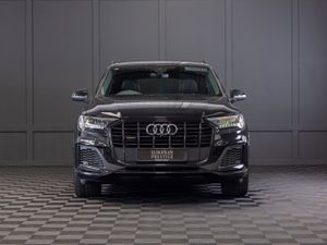 2022 Audi Q7 60 TFSIe S-Line Quattro Competition - Image 2