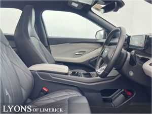 Ford Explorer Premium 77kwh Extended Range RWD - Image 4
