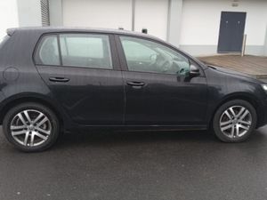 VOLKSWAGEN GOLF 2010 / 1.6 DIESEL / MANUAL - Image 4