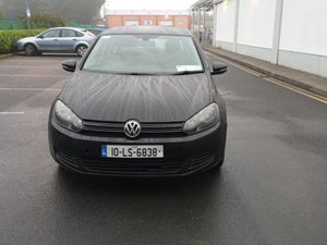 VOLKSWAGEN GOLF 2010 / 1.6 DIESEL / MANUAL - Image 2