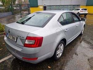Skoda Octavia 2015 - Image 4