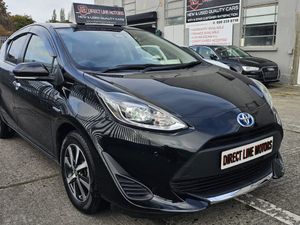 2019 (192) Toyota Aqua | Black - Image 3