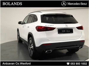 Mercedes-Benz GLA 180D Progressive with Sunroof & - Image 4