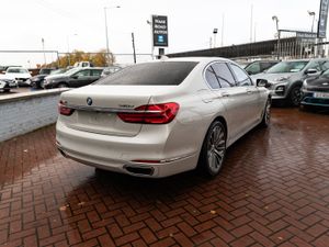 740D X-DRIVE EXECUTIVE PLUS 4DR SALOON LOADED WITH - Image 3