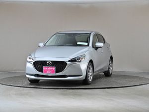 Mazda 2 1.5 Auto Skyactive  reverse Cam rear Park - Image 3