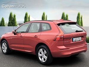 Volvo XC60 Momentum B4 Mhev DSL (197hp) - Image 2