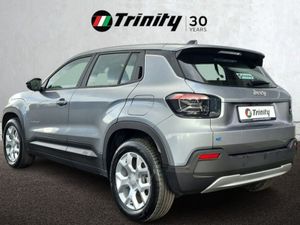 Jeep Avenger Full Leather Altitude 54kw 400KMS Tr - Image 3