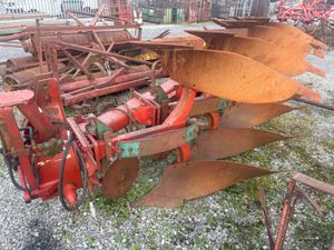 Kverneland Reversible Plough - Image 2