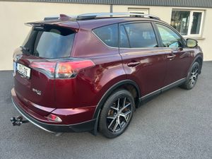 171 Toyota RAV4 2.0 D-4D Sol - Image 4